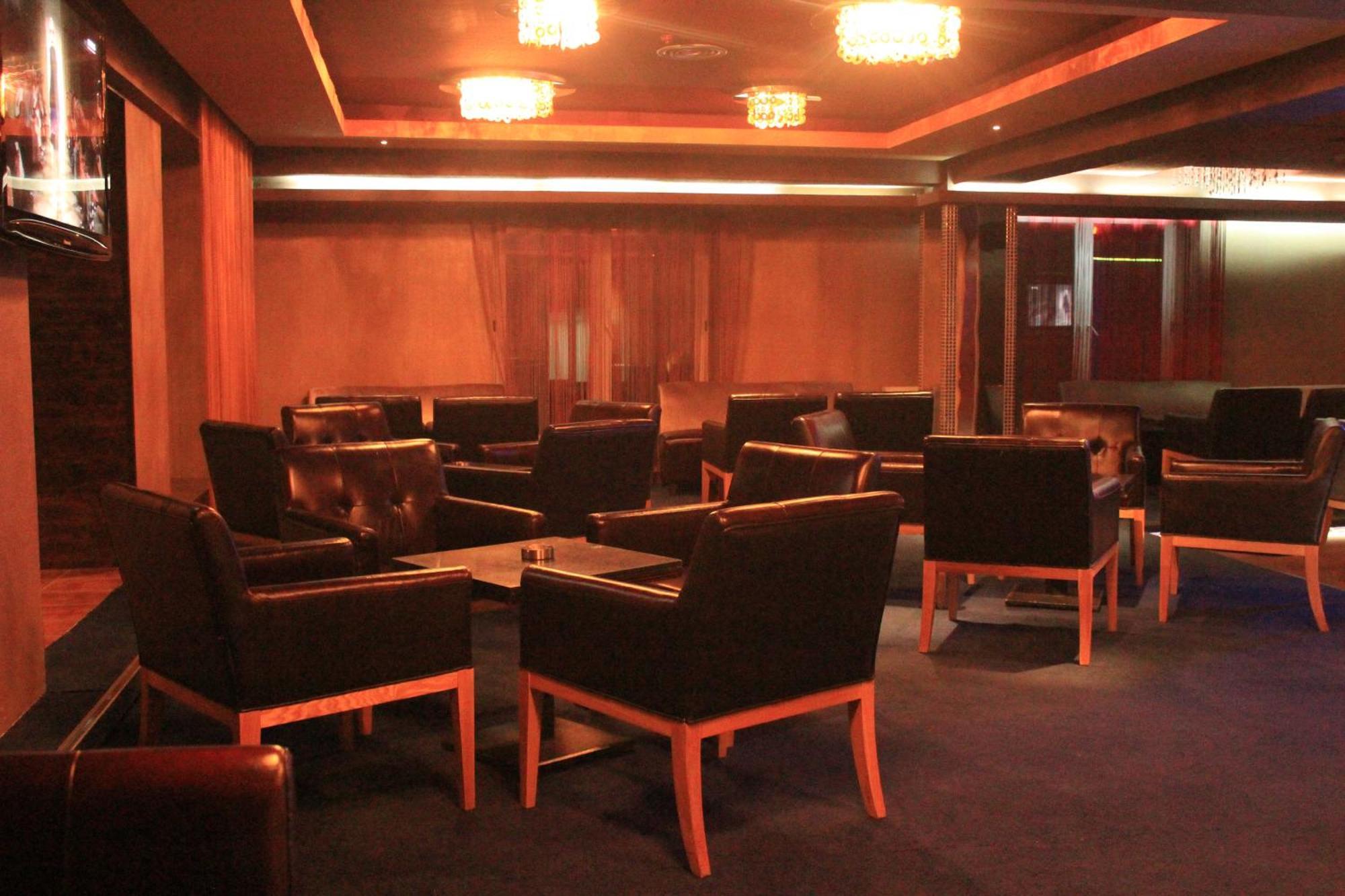 The Corporate Hotel Ulaanbaatar Ngoại thất bức ảnh
